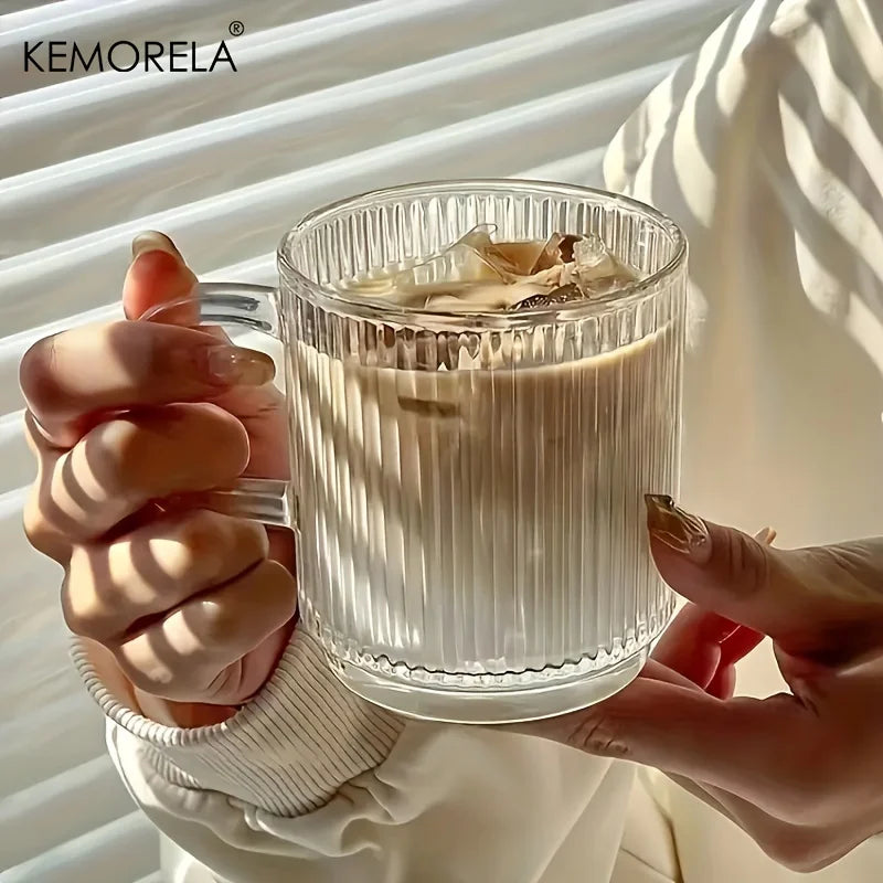 Tasse en verre strié avec anse 350 ml