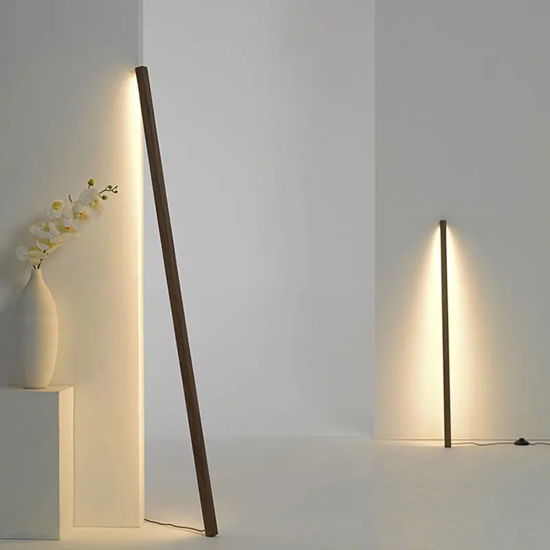 Lampe sur pied bois massif LED nordique minimaliste
