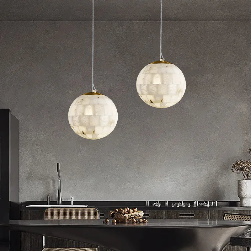 lustre sphérique suspendu en marbre naturel de luxe - vue 2 sur 6