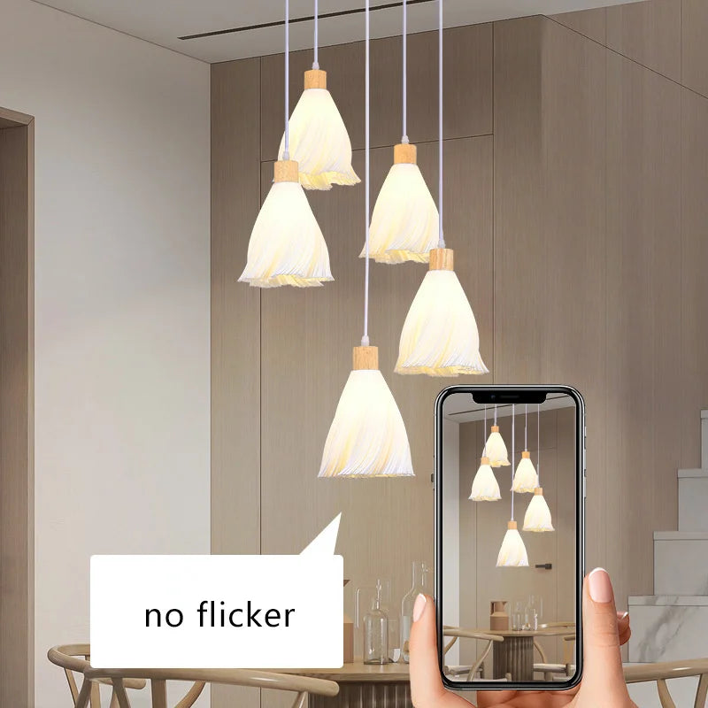 lustre long en bois massif style nordique pour villa - vue 6 sur 11