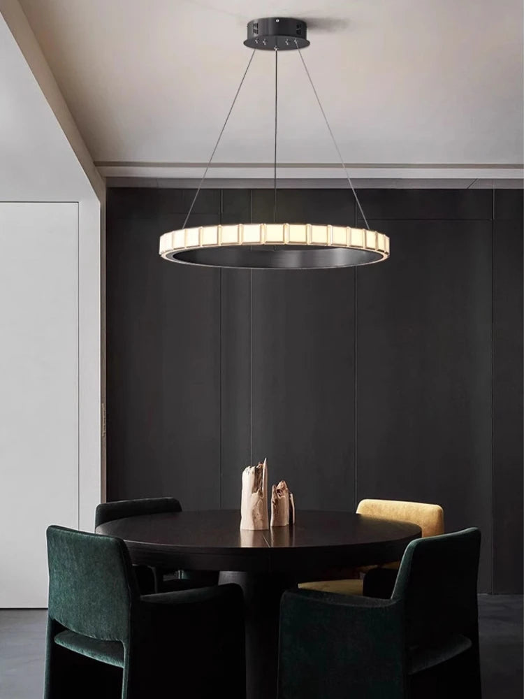suspension minimaliste en aluminium et acrylique design raffiné pour intérieur - vue 4 sur 9