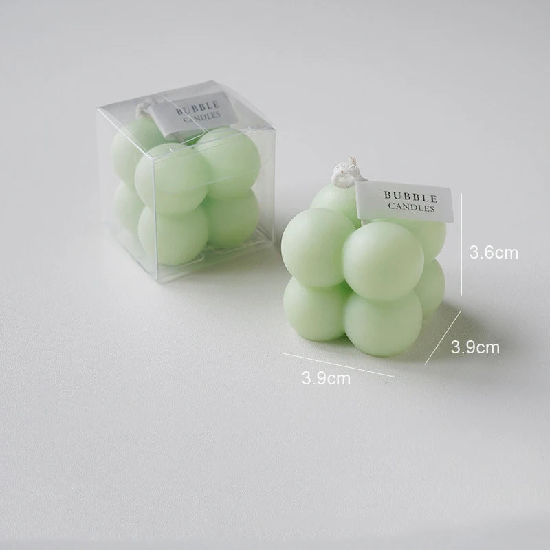 petite bougie cube parfumée en cire de soja fait main - vue 10 sur 17