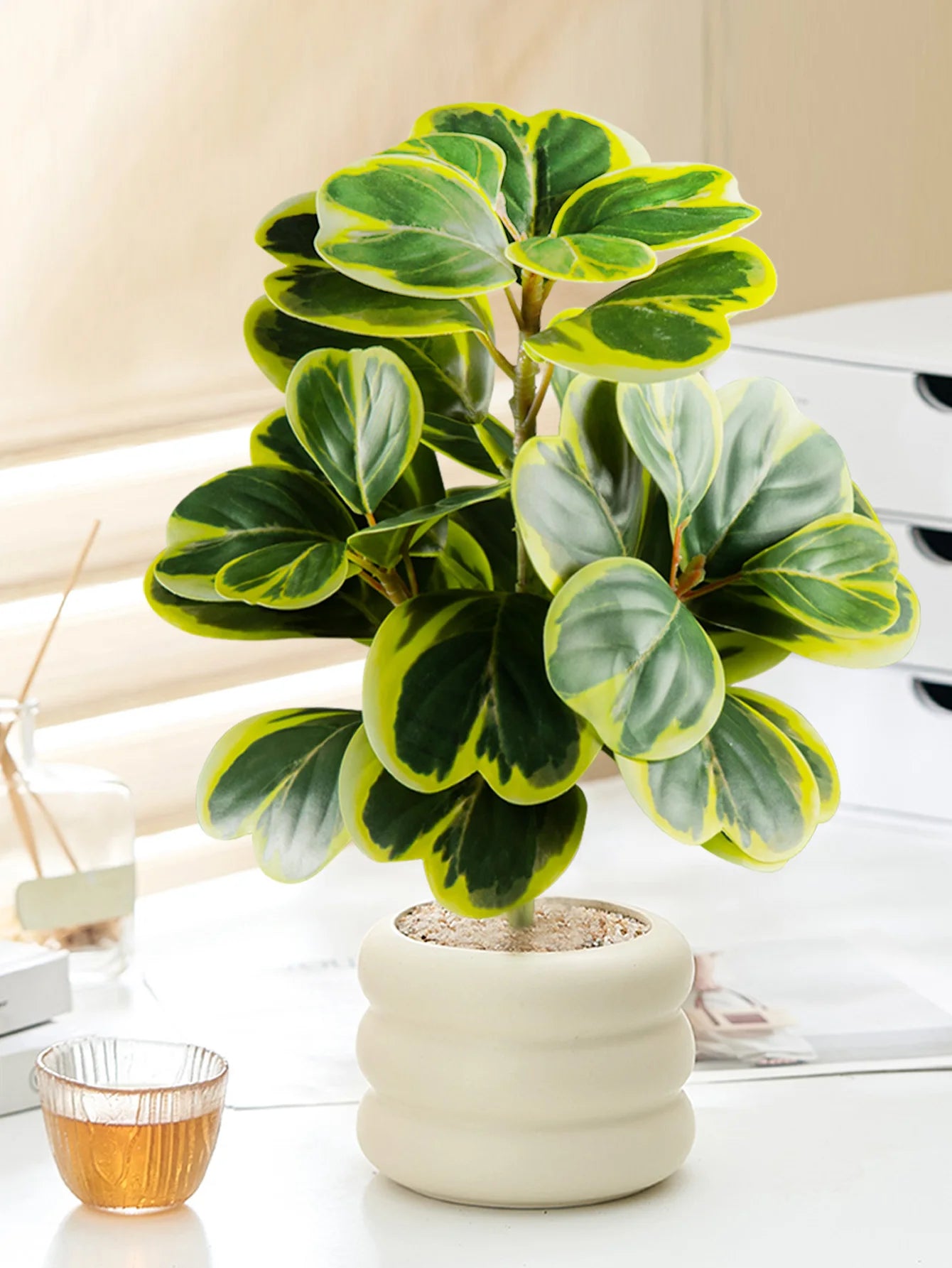 petites plantes artificielles feuilles de cœur décoration intérieure et extérieure - vue 4 sur 9