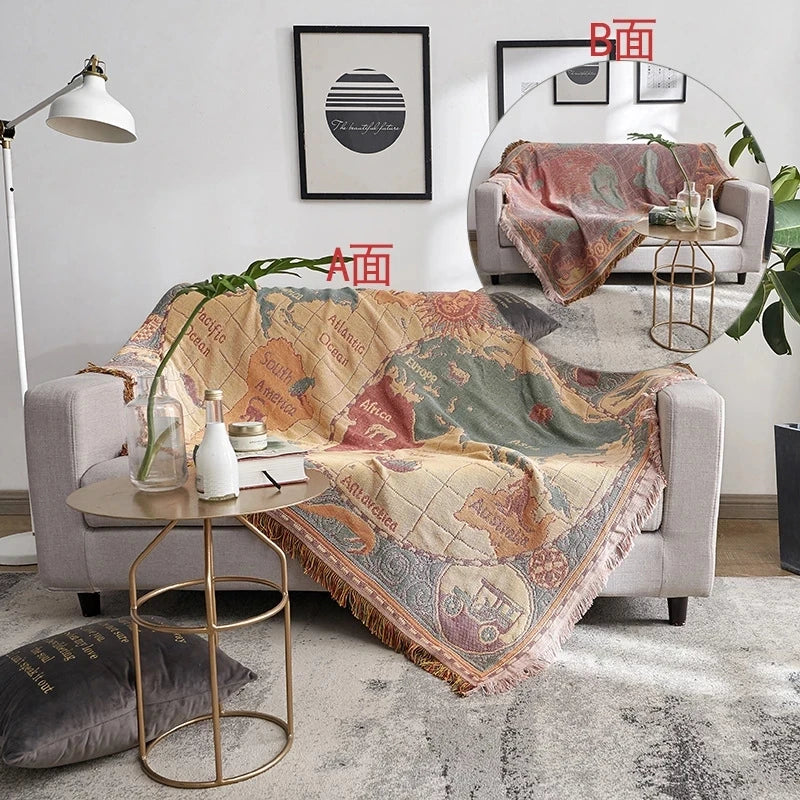 Plaid bohème tricoté motif carte du monde salon