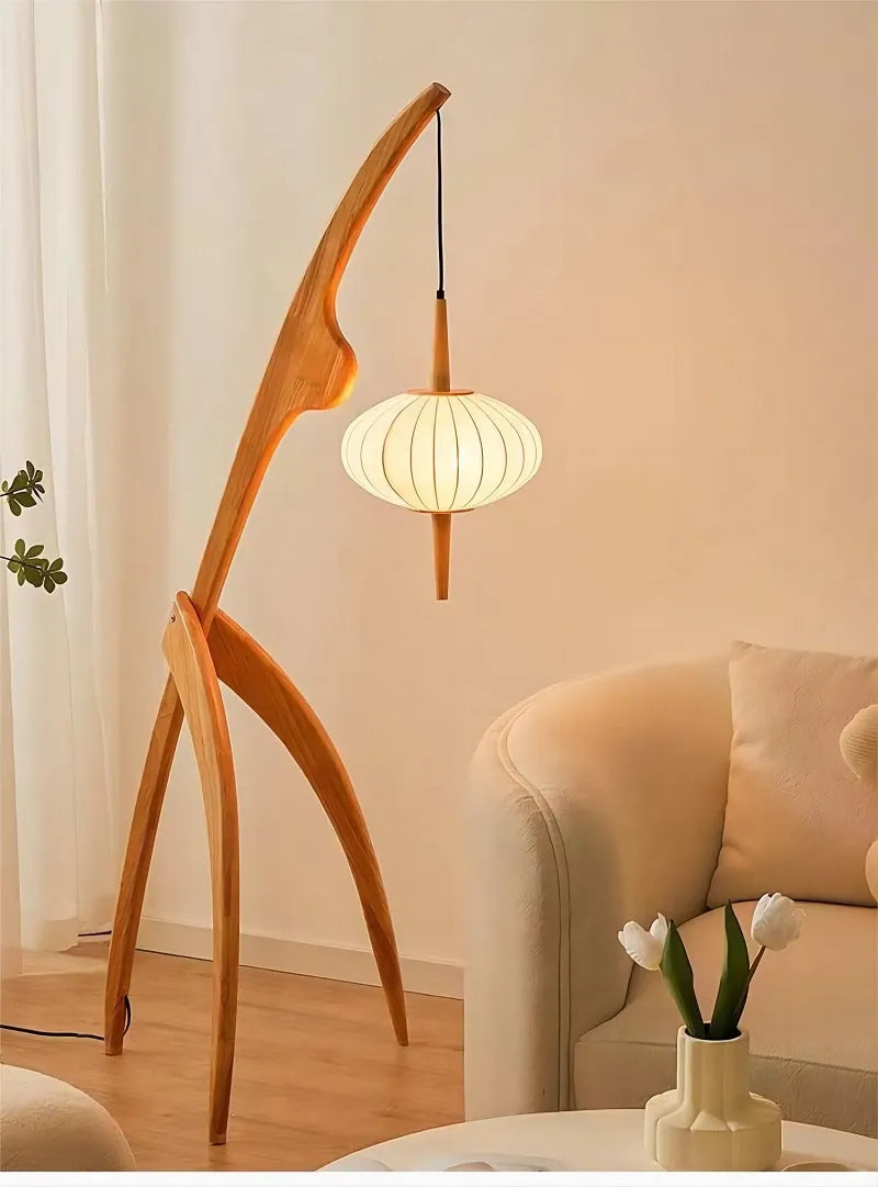 lampadaire design en bois noyer avec lampe suspendue