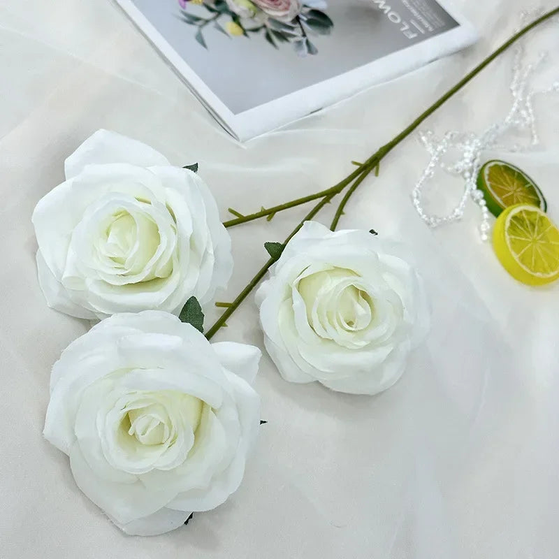 branches de roses artificielles en soie pour décoration élégante - vue 39 sur 40