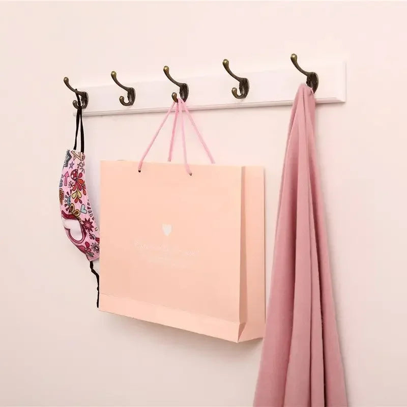 porte-manteau mural en bois massif avec crochets et cintres décoratifs - vue 5 sur 15