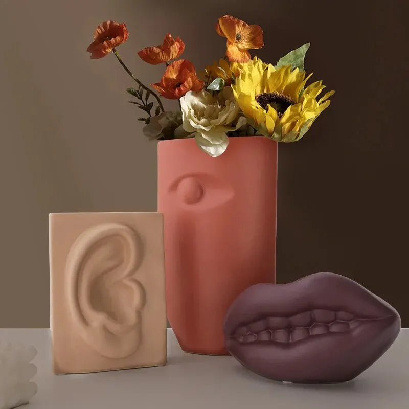 vase céramique visage art style européen abstrait décoratif - vue 4 sur 8