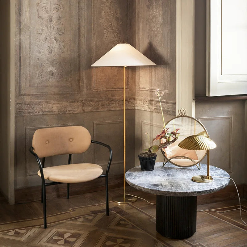lampadaire vintage en bois style scandinave pour décoration intérieure - vue 6 sur 8