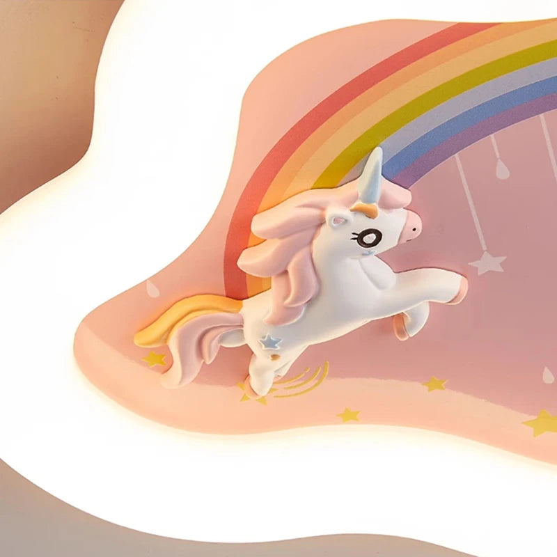lustre nuage arc-en-ciel avec cheval pour chambre d'enfant