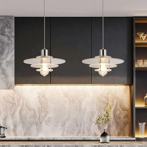Suspension moderne en acrylique
