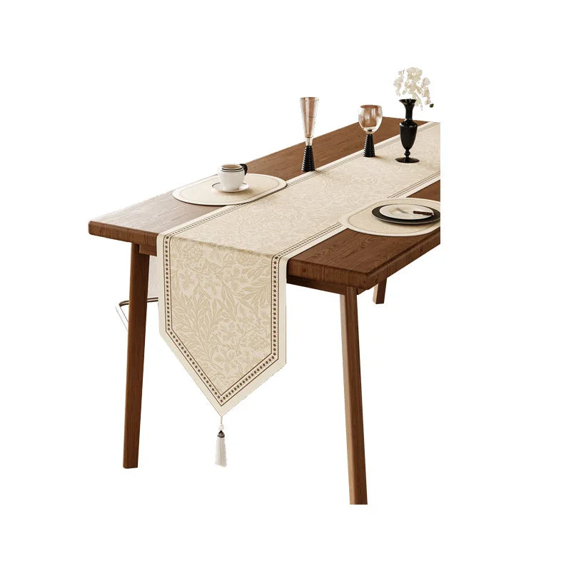 Chemin de table beige vintage fleurs style champêtre - vue 4 sur 4