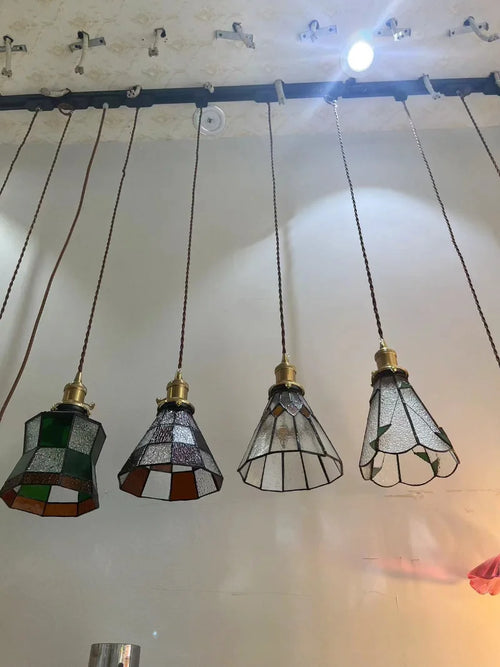 suspension en verre teinté style nordique pour éclairage industriel - vue 3 sur 18