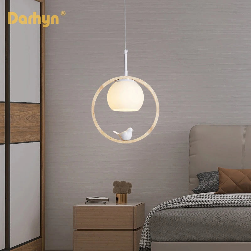 Suspension en bois et verre au design nordique - vue 5 sur 9
