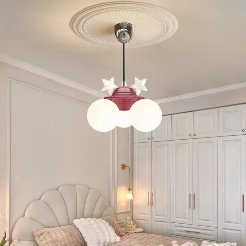 lustre romantique pour chambre d'enfant décor princesse en verre - vue 4 sur 8