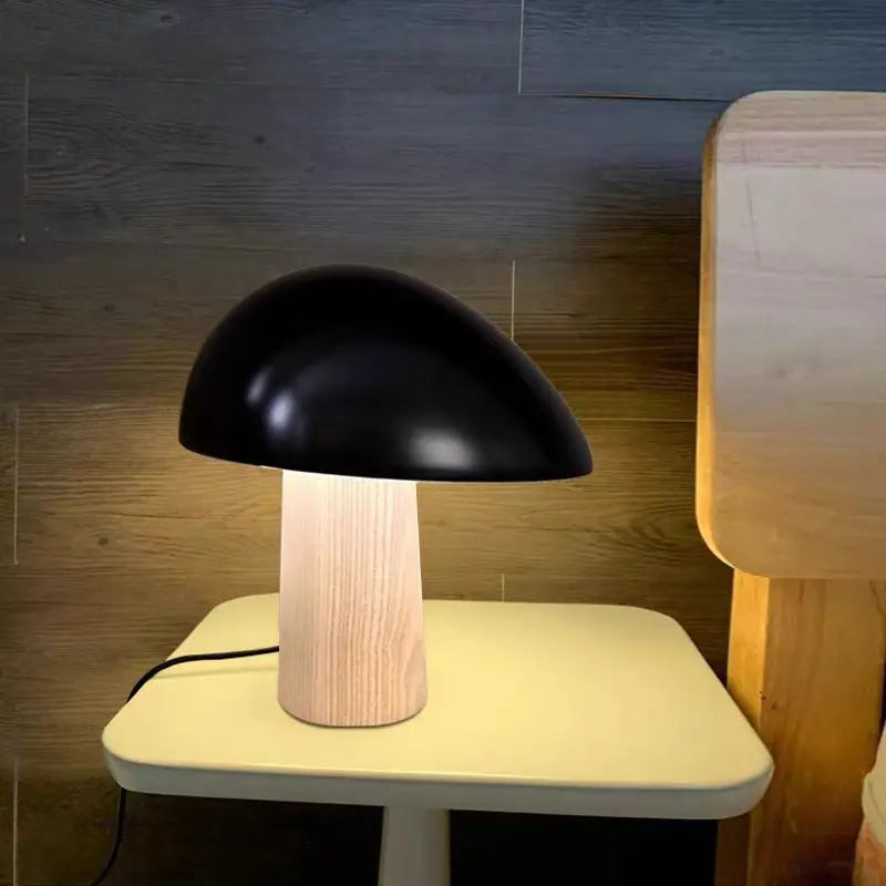 lampe de table champignon en bois design nordique éclairage décoratif - vue 4 sur 8