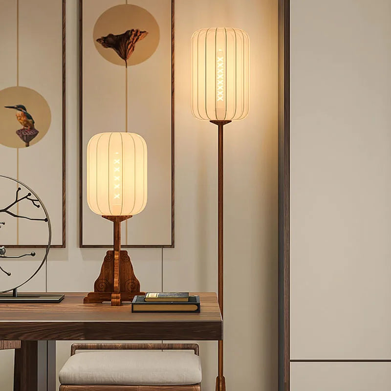 lampadaire style vintage en bois et cuivre pour hôtel et restaurant - vue 5 sur 9