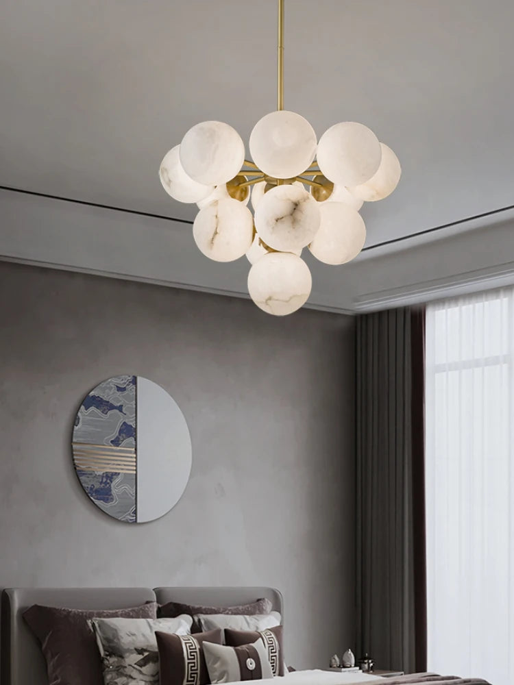 lustre tout en cuivre minimaliste et créatif rond en marbre - vue 4 sur 9