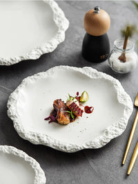 Assiette plate céramique forme irrégulière style moderne cuisine