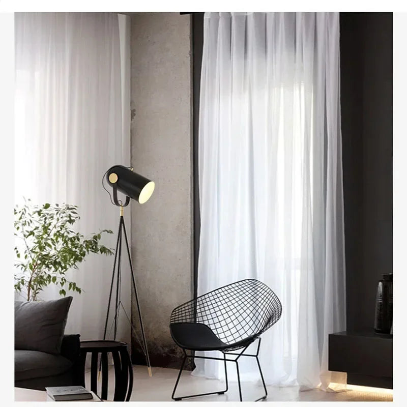 lampadaire design danois avec trépied nordique élégant - vue 3 sur 7