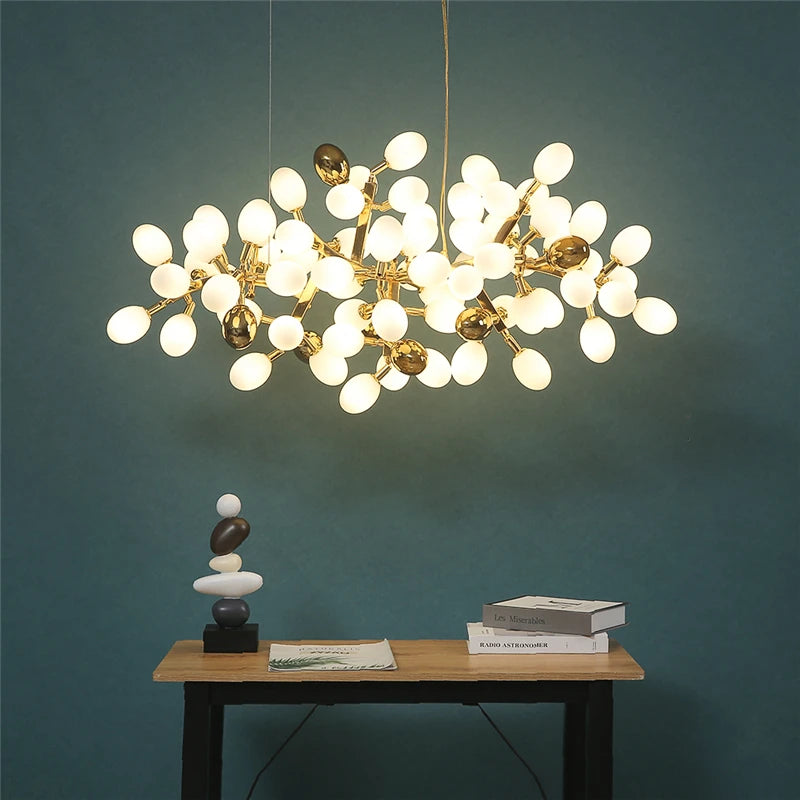 lustre moderne en or en forme de raisin pour intérieur élégant - vue 4 sur 11