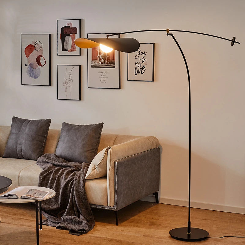 Lampadaire LED créatif et réglable au design nordique moderne