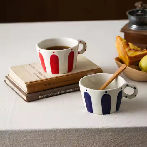 Mug ceramique motifs geometriques style nordique anse peinte