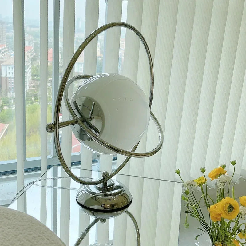 lampe de bureau rotative en verre design italien 2024 - vue 4 sur 7