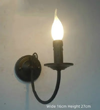 lustre vintage en fer forgé avec bougie et métal noir