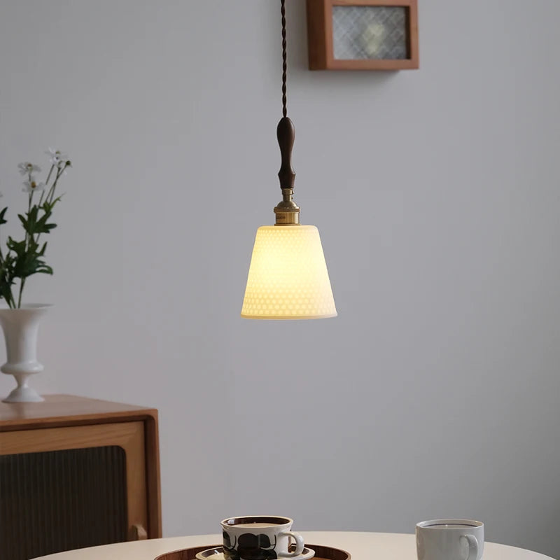 suspension led en céramique japonaise pour cuisine restaurant - vue 6 sur 11