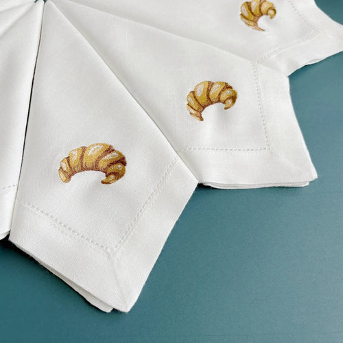 Serviette de table lin brodé motif croissant personnalisable