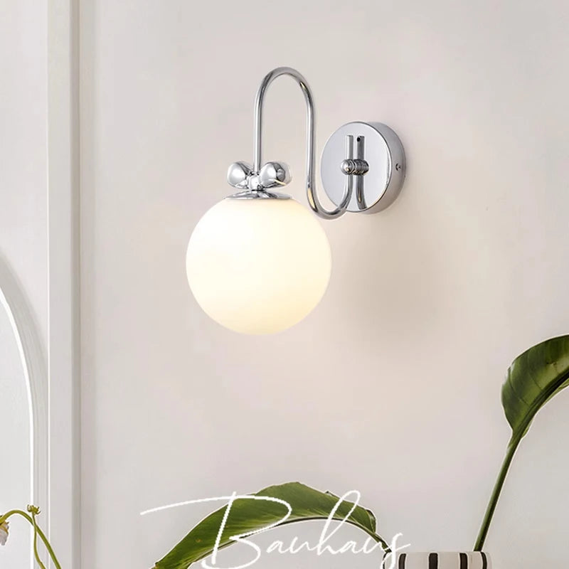 applique murale bauhaus bowknot verre led chrome blanc - vue 4 sur 7