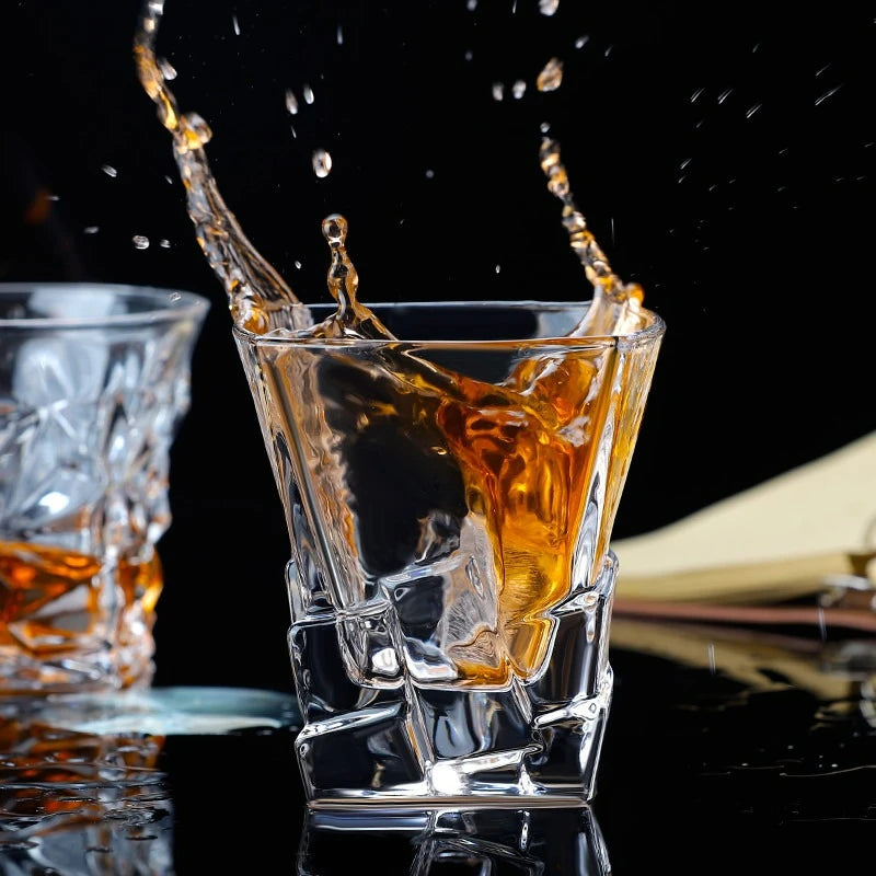 verres cristal relief style vintage bar maison réception - vue 3 sur 7