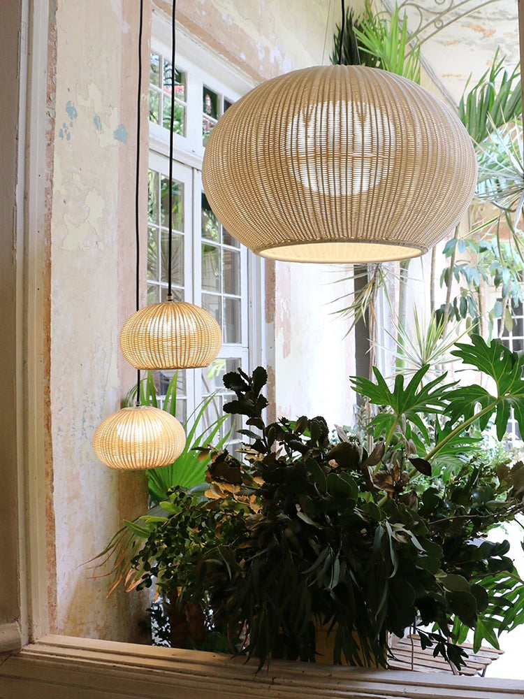 plafonnier wabi sabi en rotin pour décoration moderne et élégante