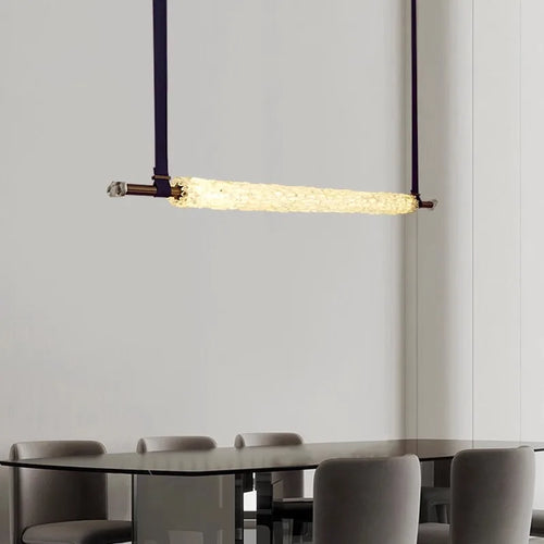 suspension design en cristal naturel avec ceinture en cuir - vue 4 sur 11