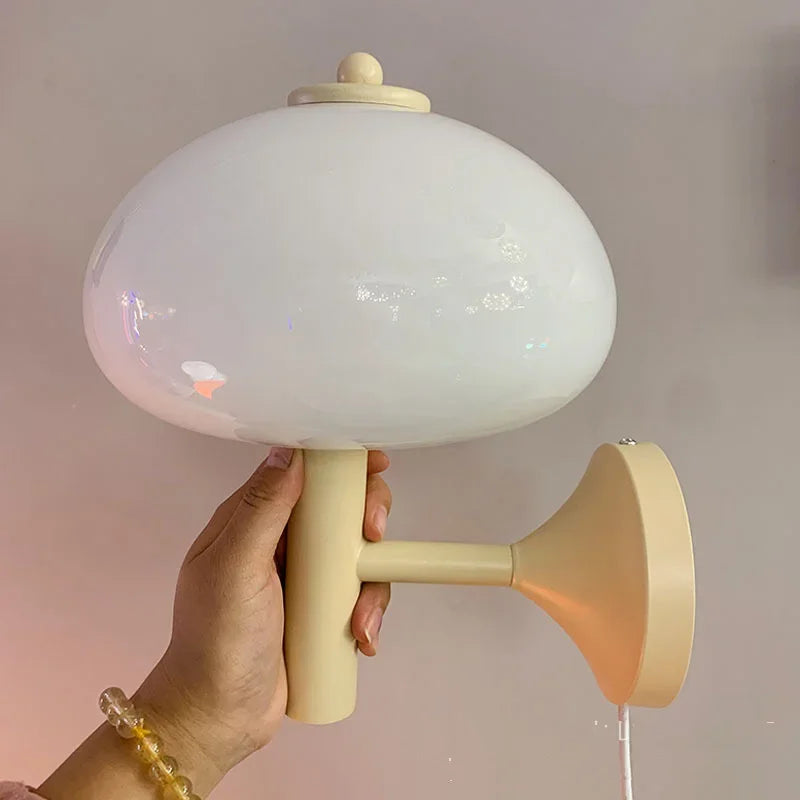 Avec interrupteur Bauhaus applique moderne blanc verre champignon applique murale LED lumière pour chambre salon Loft chambre décor - vue 5 sur 6