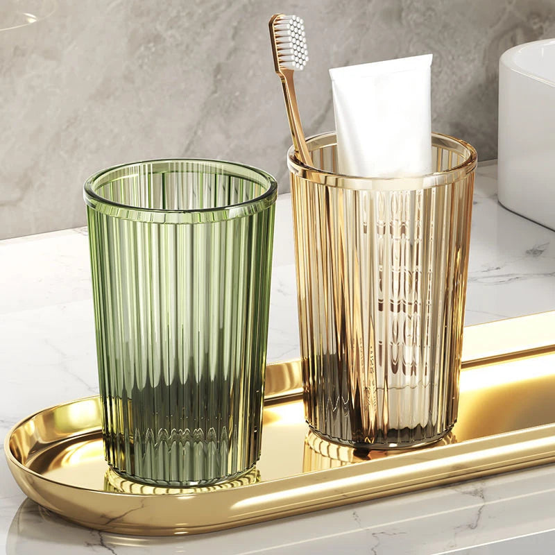gobelet en acrylique pour brosse à dents accessoires de salle de bain - vue 3 sur 10