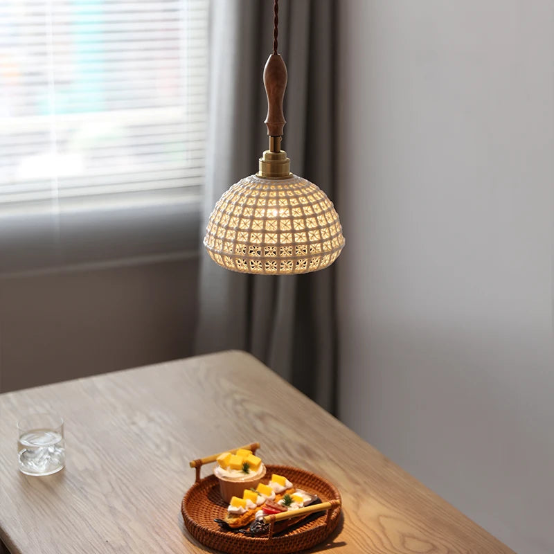 Suspension style japonais en céramique et bois de frêne vintage - vue 6 sur 29