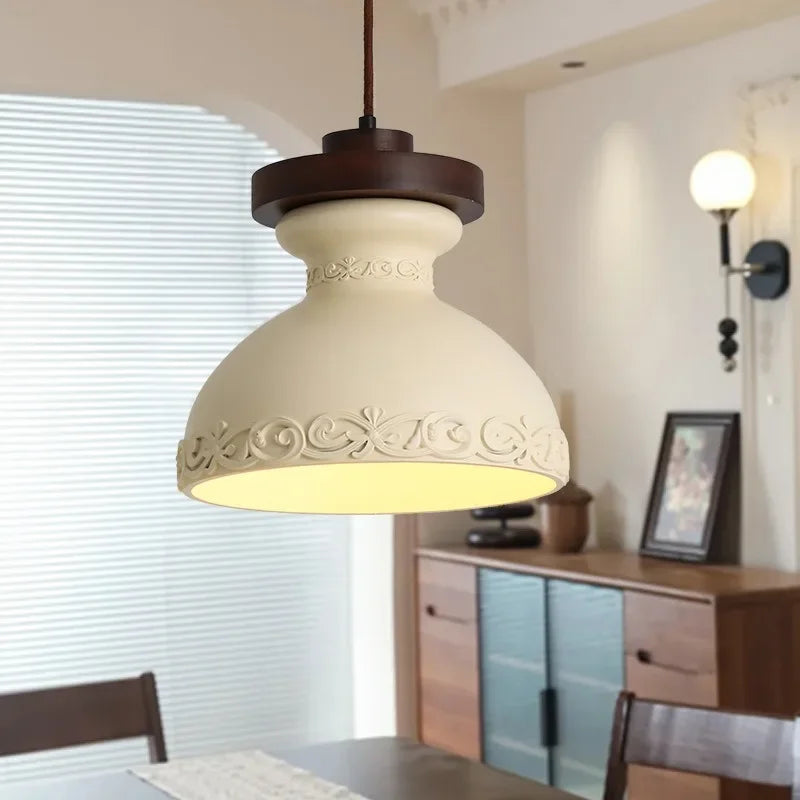 lustre rétro en résine gravée style antique décoratif - vue 5 sur 14