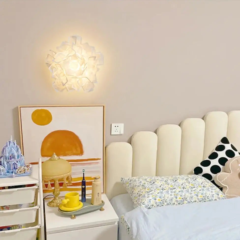 applique murale led acrylique romantique fleur blanche moderne - vue 4 sur 6