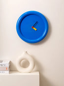 horloge murale style memphis pour décoration intérieure