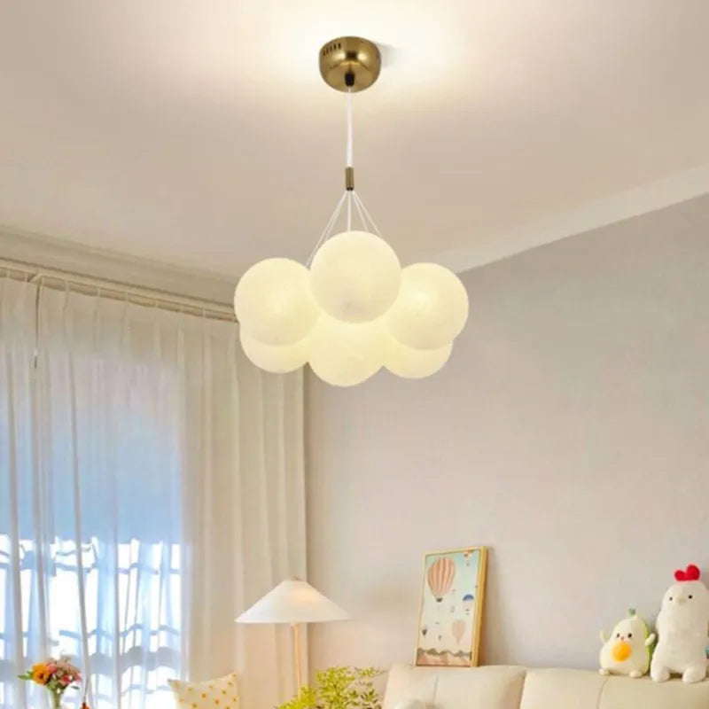 Suspension LED en verre au design nordique moderne