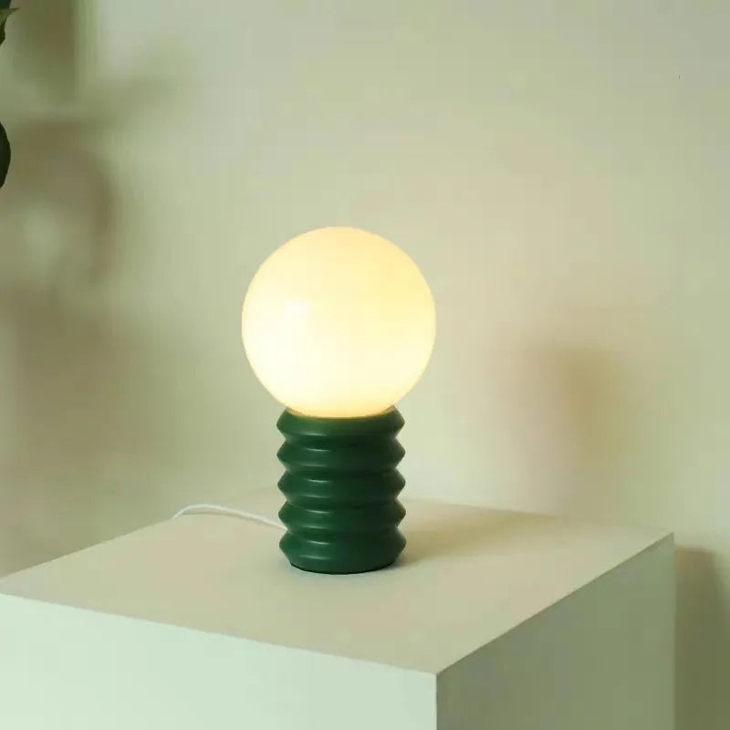 lampe à poser design en verre pour une ambiance chaleureuse - vue 5 sur 10
