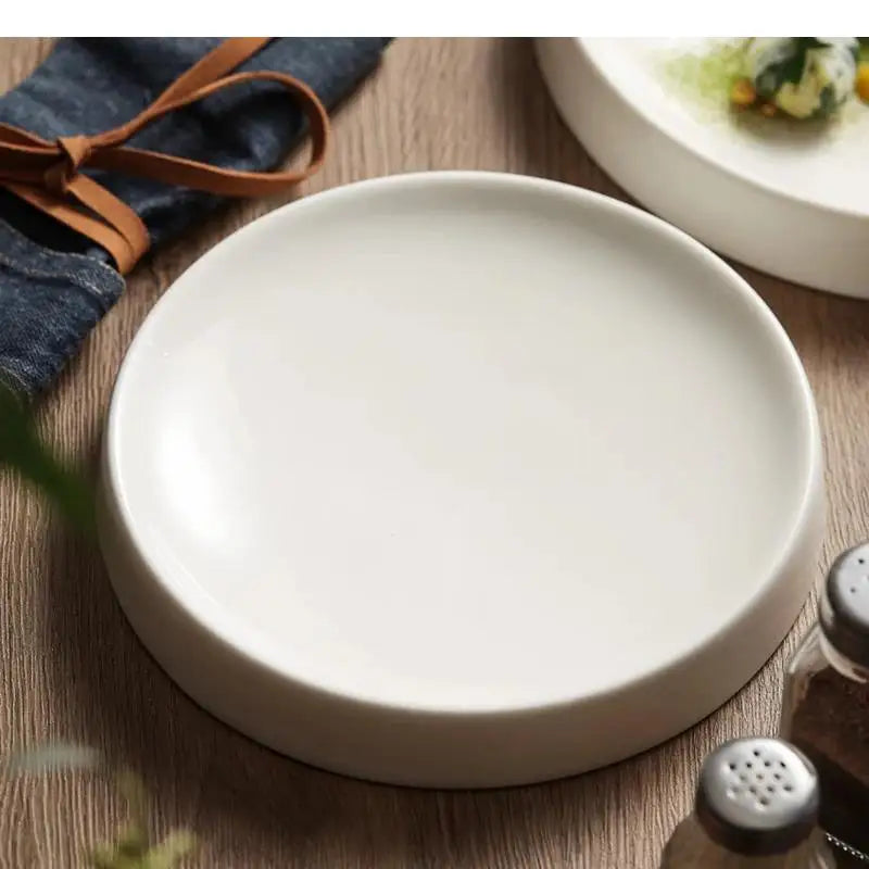 Assiettes céramique rondes style japonais pour repas