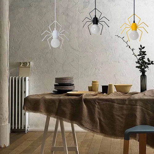 Suspension nordique petit homme araignée lampe suspendue fer balançoire lampes rétro Loft éclairage LED luminaire pour chambre d'enfants café Bar
