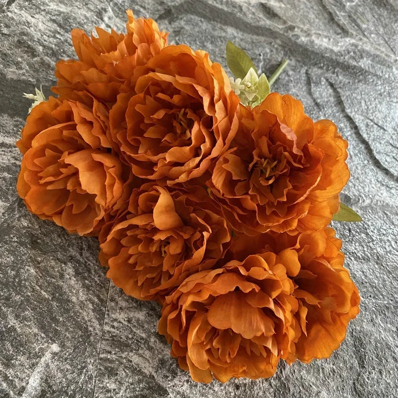 bouquet de sept pivoines en soie pour décoration intérieure et mariage - vue 9 sur 12