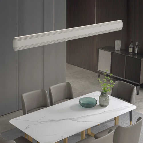 lustre suspendu au design moderne et luxueux - vue 5 sur 14