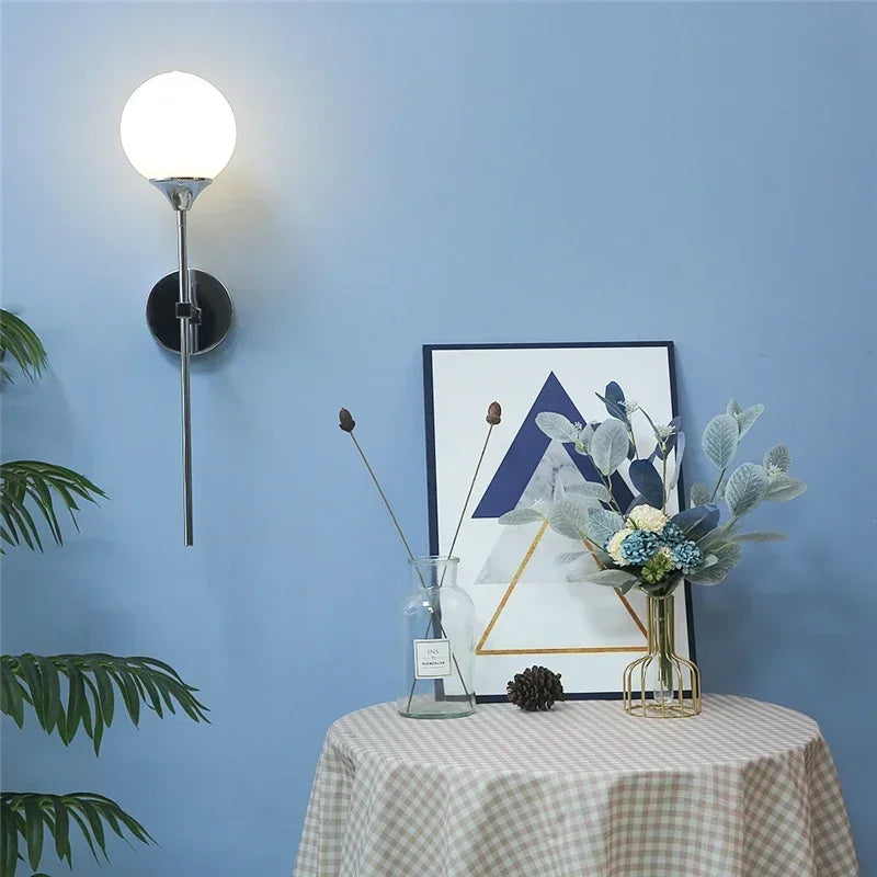 applique murale moderne en verre et chrome doré pour décoration intérieure - vue 4 sur 15