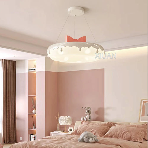 Creative Children Bedroom Chandelier Lamp with Pink Heart Bow Tie Crown Pendant Light for Princess Room Girl Nursery Baby Decor - vue 3 sur 24