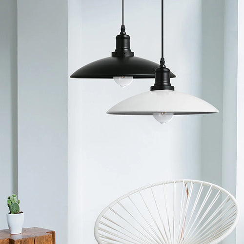 plafonnier industriel suspendu en métal vintage pour un style loft - vue 4 sur 8